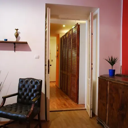 Apartment Your *